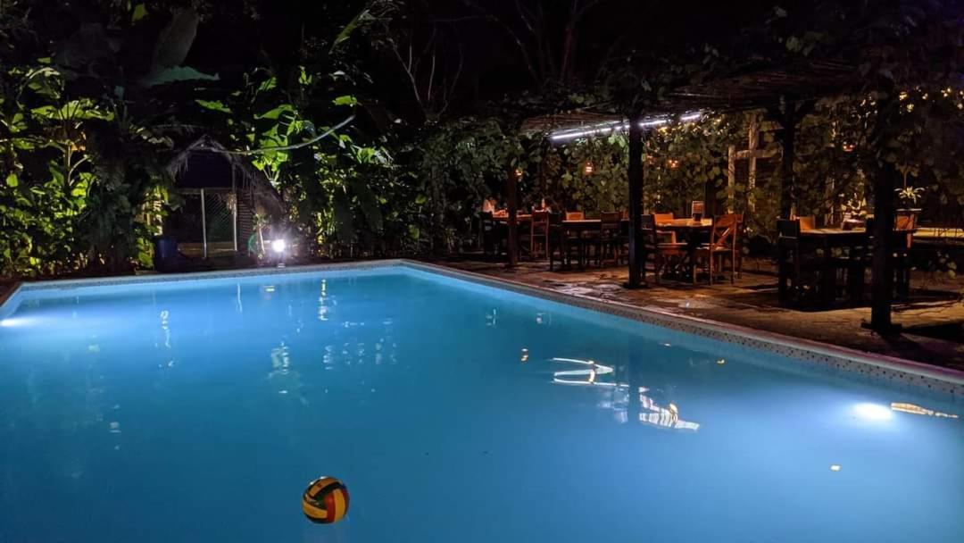Isla Encantada Leon Luaran gambar
