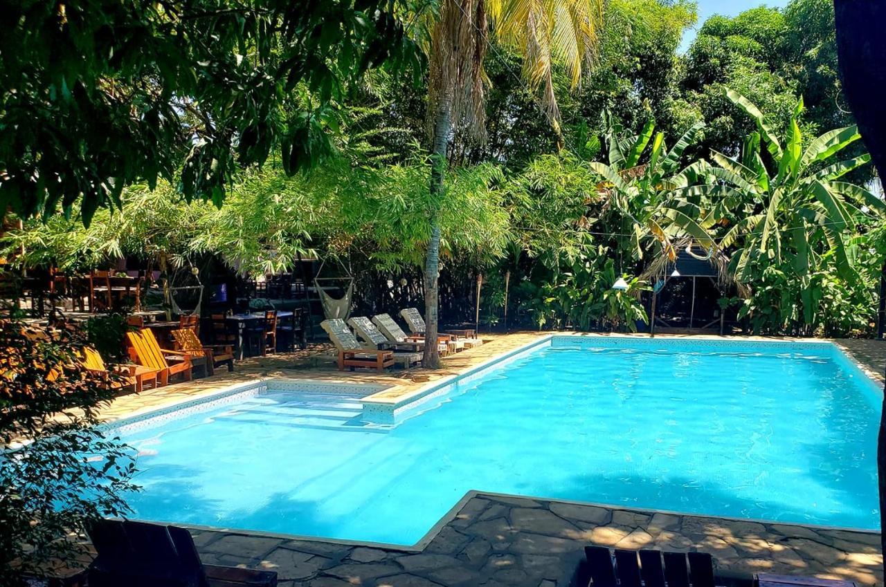 Isla Encantada Leon Luaran gambar